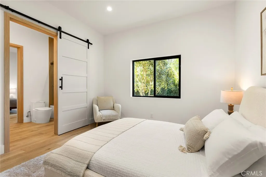 5750 Stansbury, Sherman Oaks, California 91401 home-pic-30